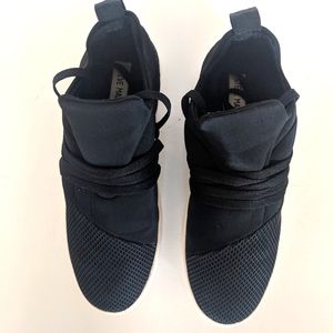 Steve Madden Lancer Women's Black Sneaker